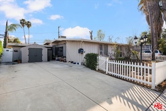 17816 Lull St, Los Angeles, CA 91335
