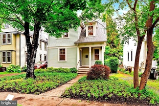 5 Madison St, Princeton, NJ 08542