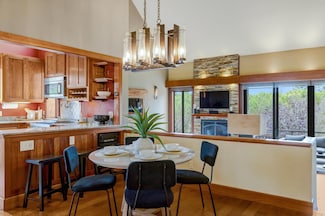 24520 Outlook Dr Unit 24, Carmel, CA 93923