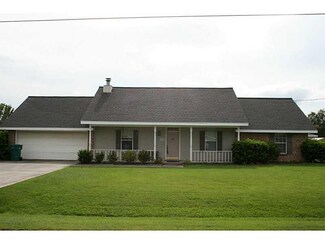 5706 Barrett Ln, Lake Charles, LA 70605