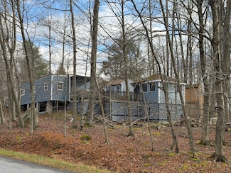 744 Lake Dr N, Eagle Lake, PA 28424