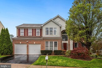 5702 Regal Crest Ct, Clifton, VA 20124