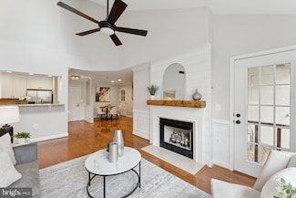 2330 14th St N Unit 408, Arlington, VA 22201