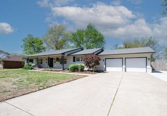 1805 Kevin St, Wichita, KS 67208