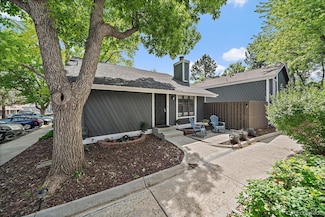 10177 E Peakview Ave, Englewood, CO 80111