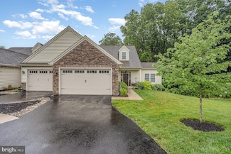 57 Maize Cir, Elizabethtown, PA 17022