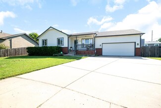 2330 S Rutledge Cir, Wichita, KS 67209