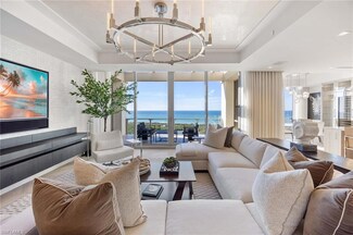6897 Grenadier Blvd Unit 3, Naples, FL 34108