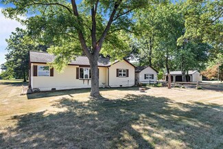 11459 N State Road 55, Demotte, IN 46310