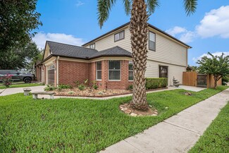 919 Birch View St, Channelview, TX 77530
