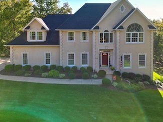 6008 Bentpath Dr, Columbia, MO 65203