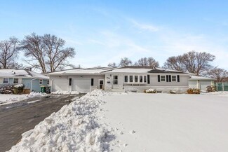 5919 Admiral Ln N, Minneapolis, MN 55429