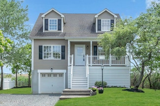 27 Main St, Port Monmouth, NJ 07758