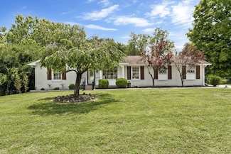 103 Crossroad Dr, Hendersonville, TN 37075