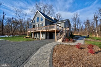 478 Apple Jack Cir, Linden, VA 22642