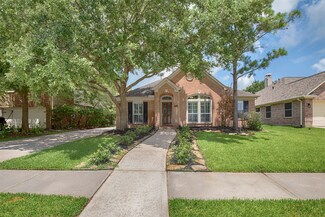 240 Farnworth Cir, League City, TX 77573
