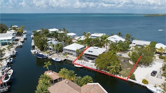 35 North Dr, Key Largo, FL 33037