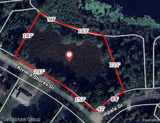 4346 S Holly Rd, Fenton, MI 48430