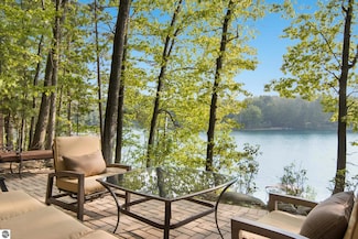 2664 Chandler Rd, Traverse City, MI 49696
