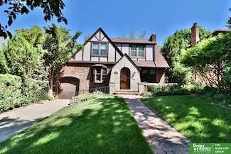 5506 Howard St, Omaha, NE 68106