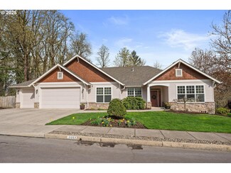 2097 SW Nancy Dr, Gresham, OR 97080
