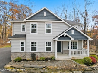 1005 Mckinley Way, East Stroudsburg, PA 18301