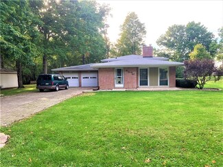 228 Noel Ln, Fortville, IN 46040