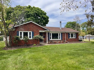 45295 Grant Park Ave, Utica, MI 48317