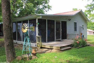 S Da-Hu Rd, Melbourne, AR 72556