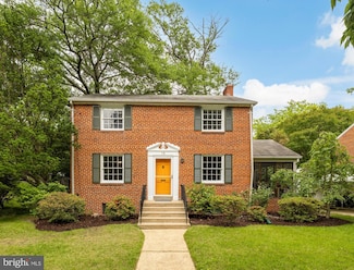 15 S Irving St, Arlington, VA 22204