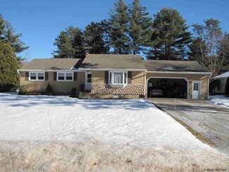 8 Buena Vista Ave, Queensbury, NY 12804