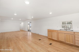 8603 N Hayden Pines Way, Hayden, ID 83835