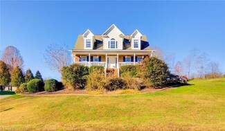 8105 Spring Hollow Ct, Belews Creek, NC 27009