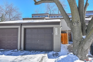4304 Allendale Ct, Lincoln, NE 68516