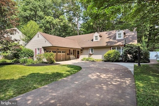 205 Wexford Dr, Cherry Hill, NJ 08003
