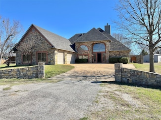 7220 Sioux Ln, Kingston, OK 73439