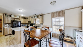 1055 Link Rd, Dover, TN 37058