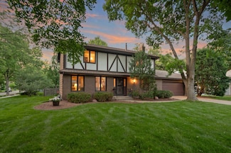 4600 Glabe Ln, Minneapolis, MN 55406