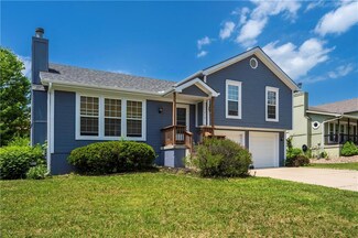 710 Crabapple Ln, Liberty, MO 64068
