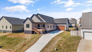1288 Lori Ellen Ct, Sevierville, TN 37876