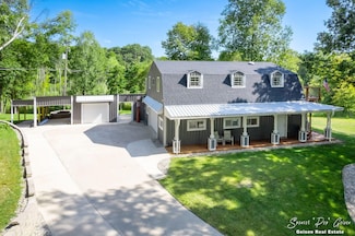 1420 S Bracy Ave, Greenville, MI 48838