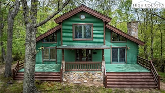 1742 Point Lookout Ln, Independence, VA 24348