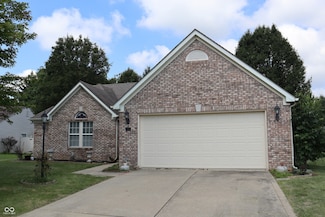 229 Creekview Cir, Mooresville, IN 46158