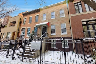 1638 W Warren Blvd Unit 1R, Chicago, IL 60612