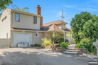 667 Mckinley Ave, Township of Washington, NJ 07676