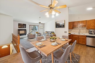 805 Canterberry Ct Unit C, West Bend, WI 53090