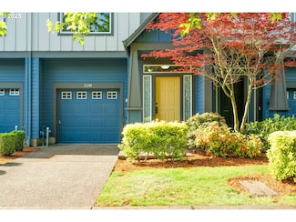 1238 SE Roundelay St, Hillsboro, OR 97123