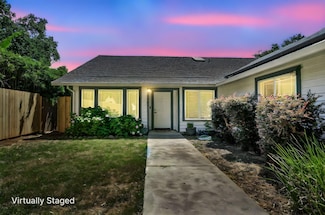 3385 Pioneer Ln, Redding, CA 96001