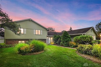 6940 Bejay Dr, Tipp City, OH 45371