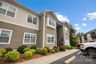 124 Foxden Dr Unit 303, Fletcher, NC 28732